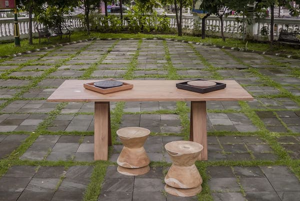 mesa de exterior de madera