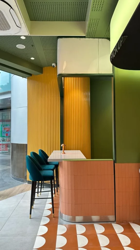 Colores para la decoración de negocios: guía completa por sector